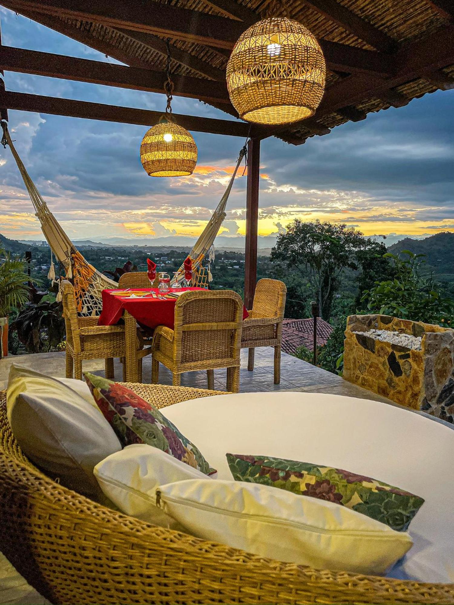 La Colina Hotel 5*