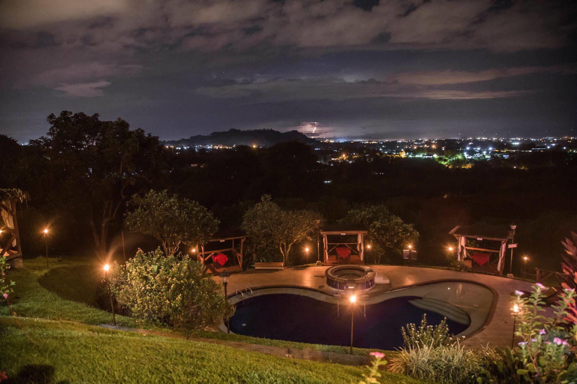 Hotel La Colina 5*